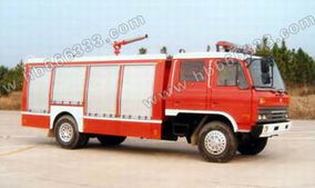 9400xxy型厢式运输半挂车 湖北省随州市三力专用汽车的高效运输解决方案